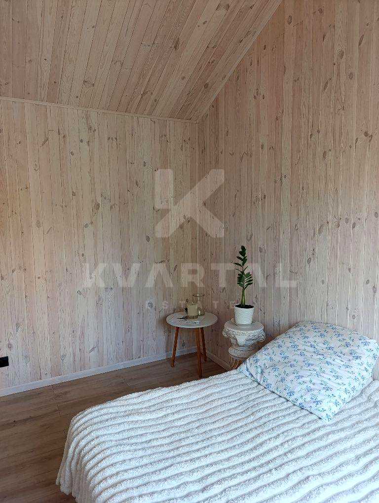 1880387929702789