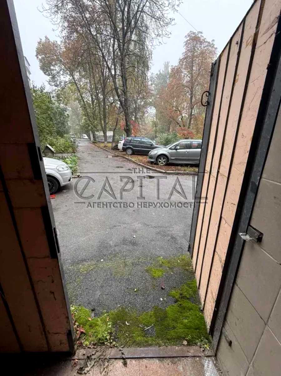 1880388018445799