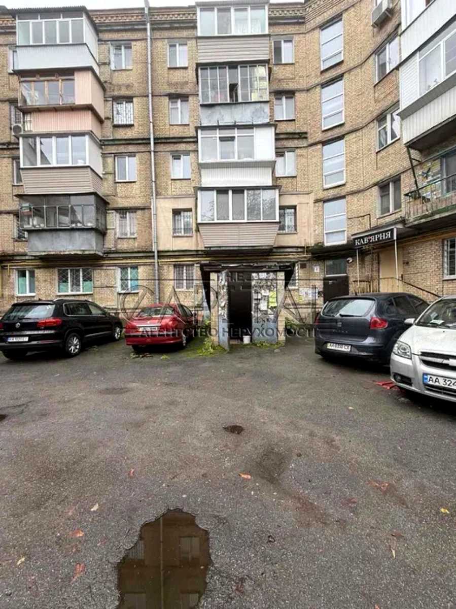 1880388018556772