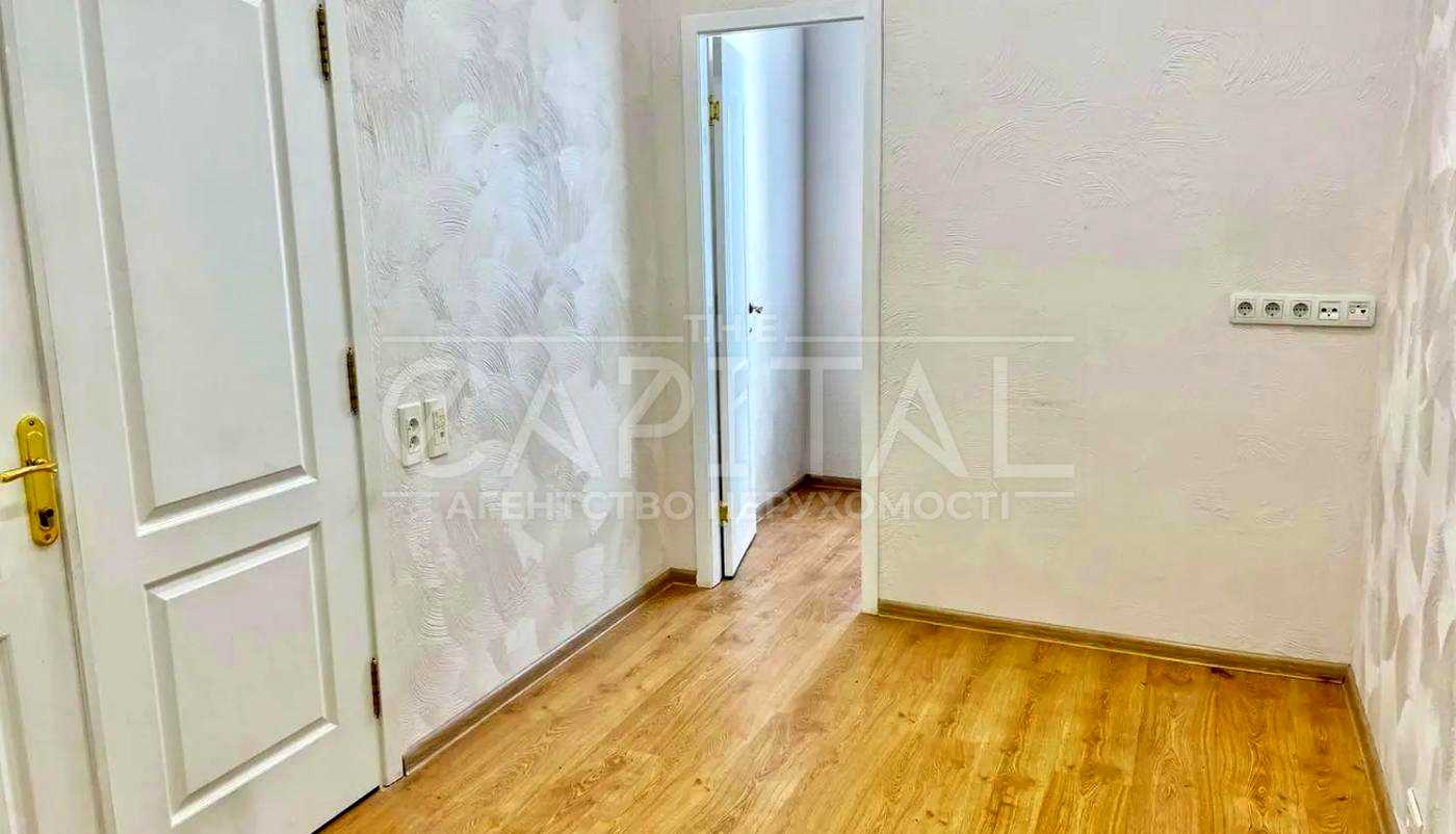 1880391047824061