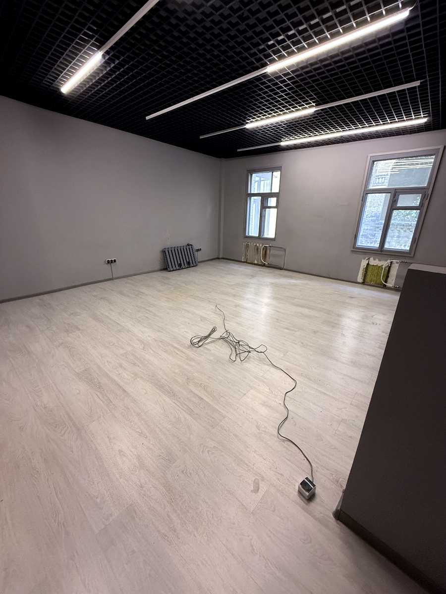 1880391825183189
