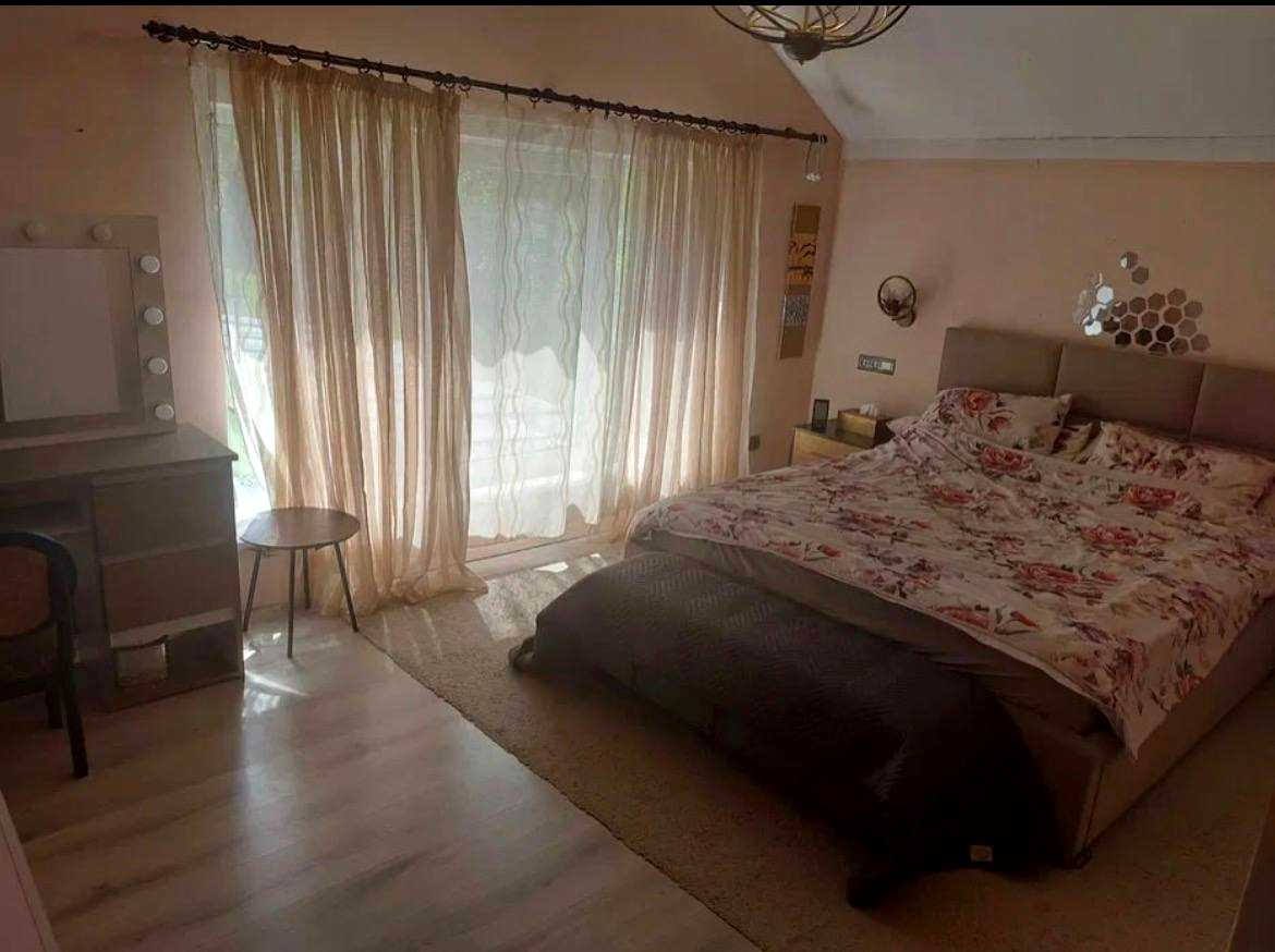 1880391958653223