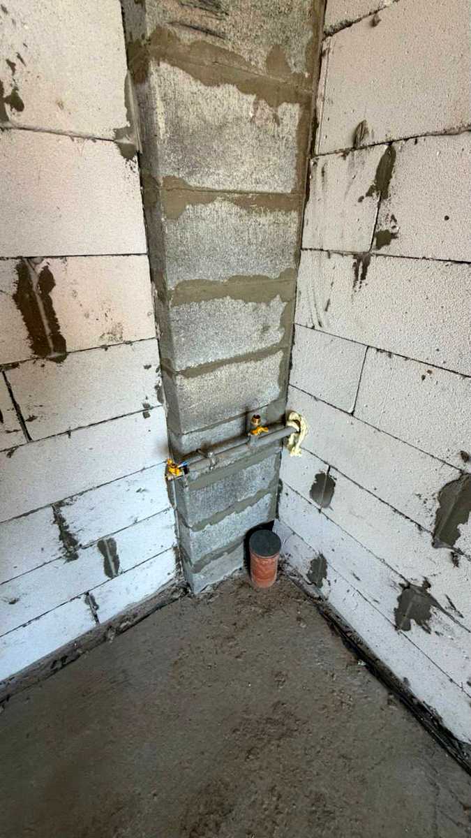 1880393378591475