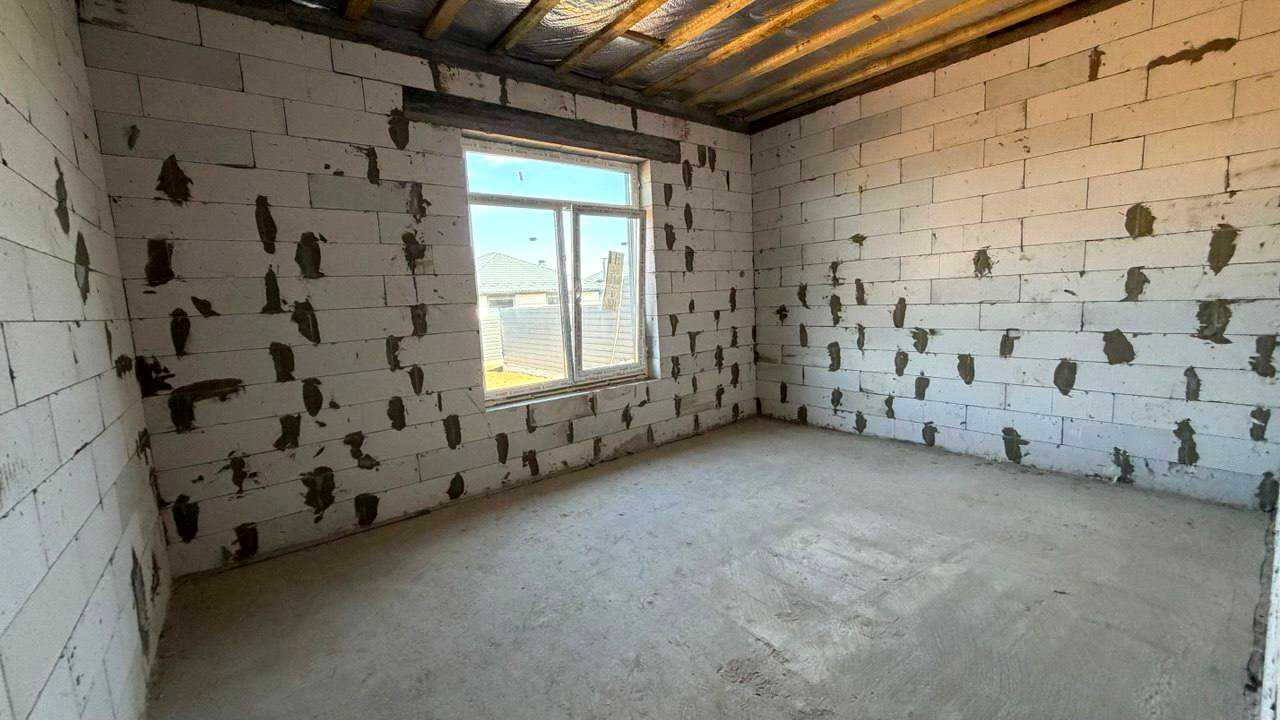 1880393379147384