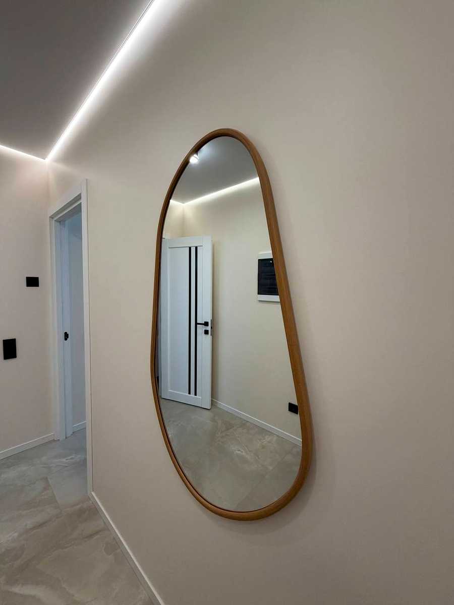 1880394355124763