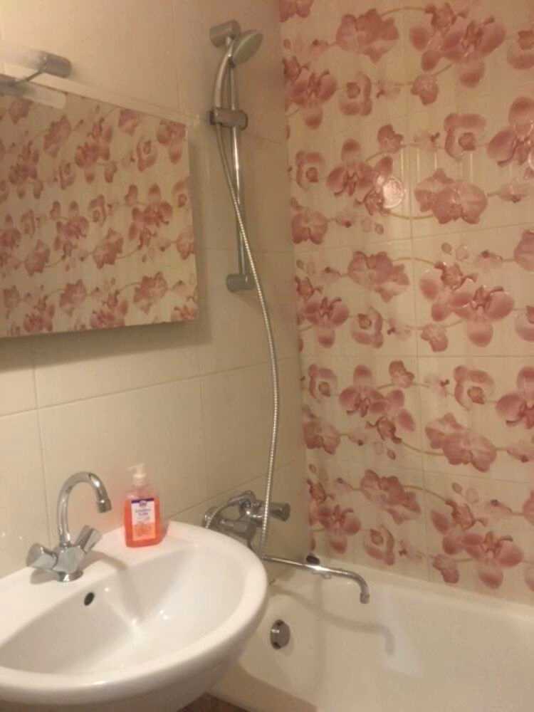 1880395603979694