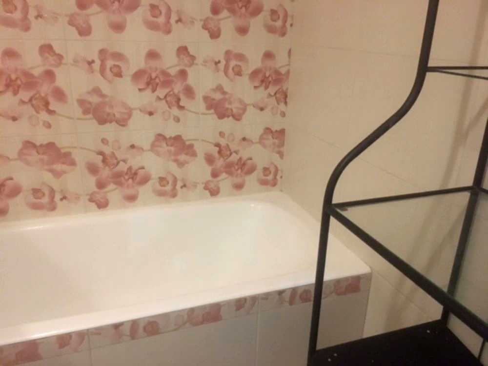 1880395604018984