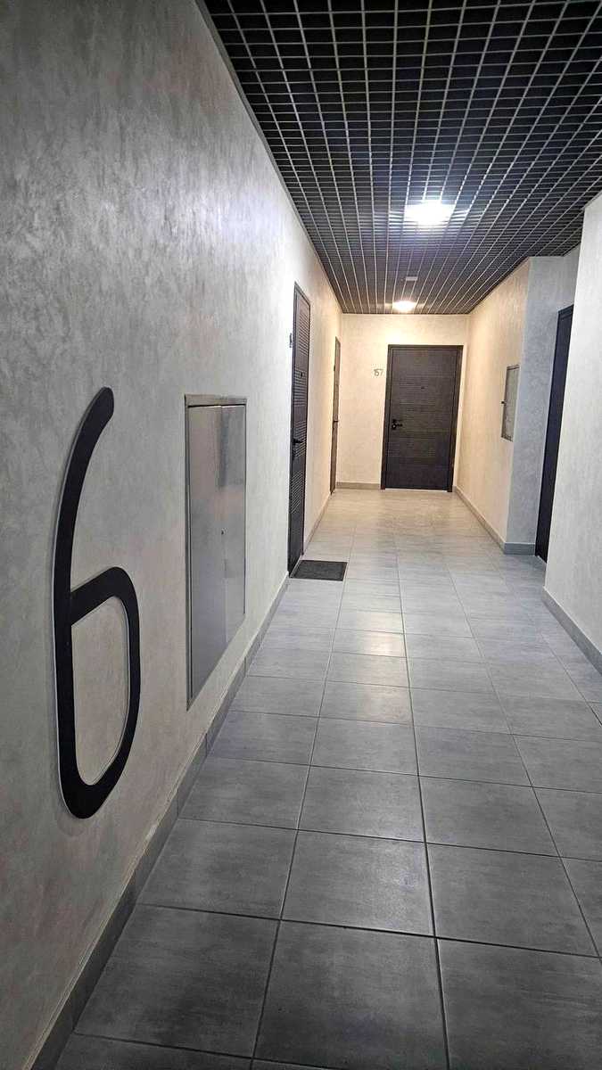 1880395930639939