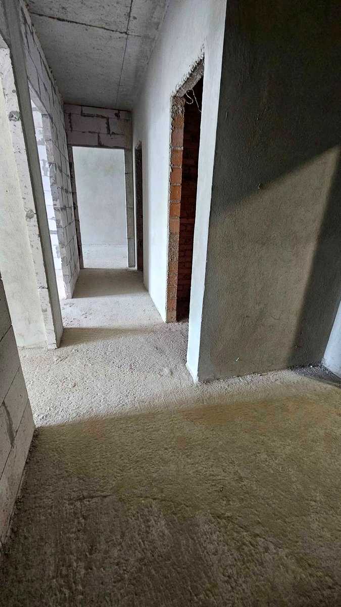 1880395930845016