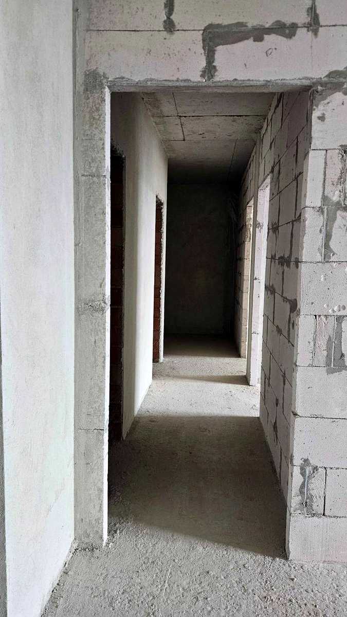 1880395933886219