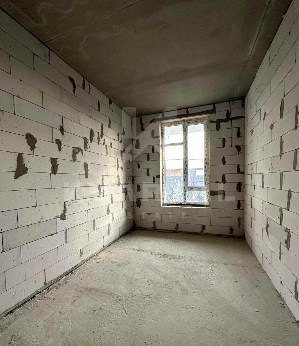 1880397191548013