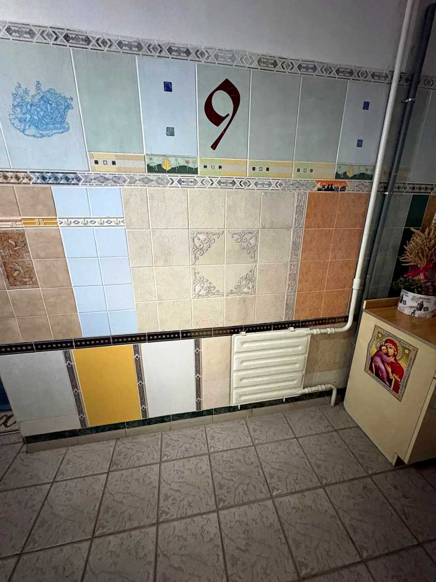 1880397821204310