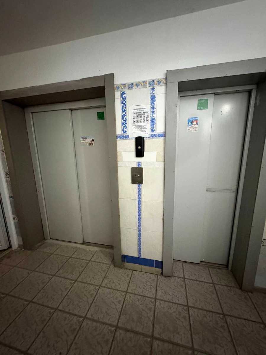 1880397821777927