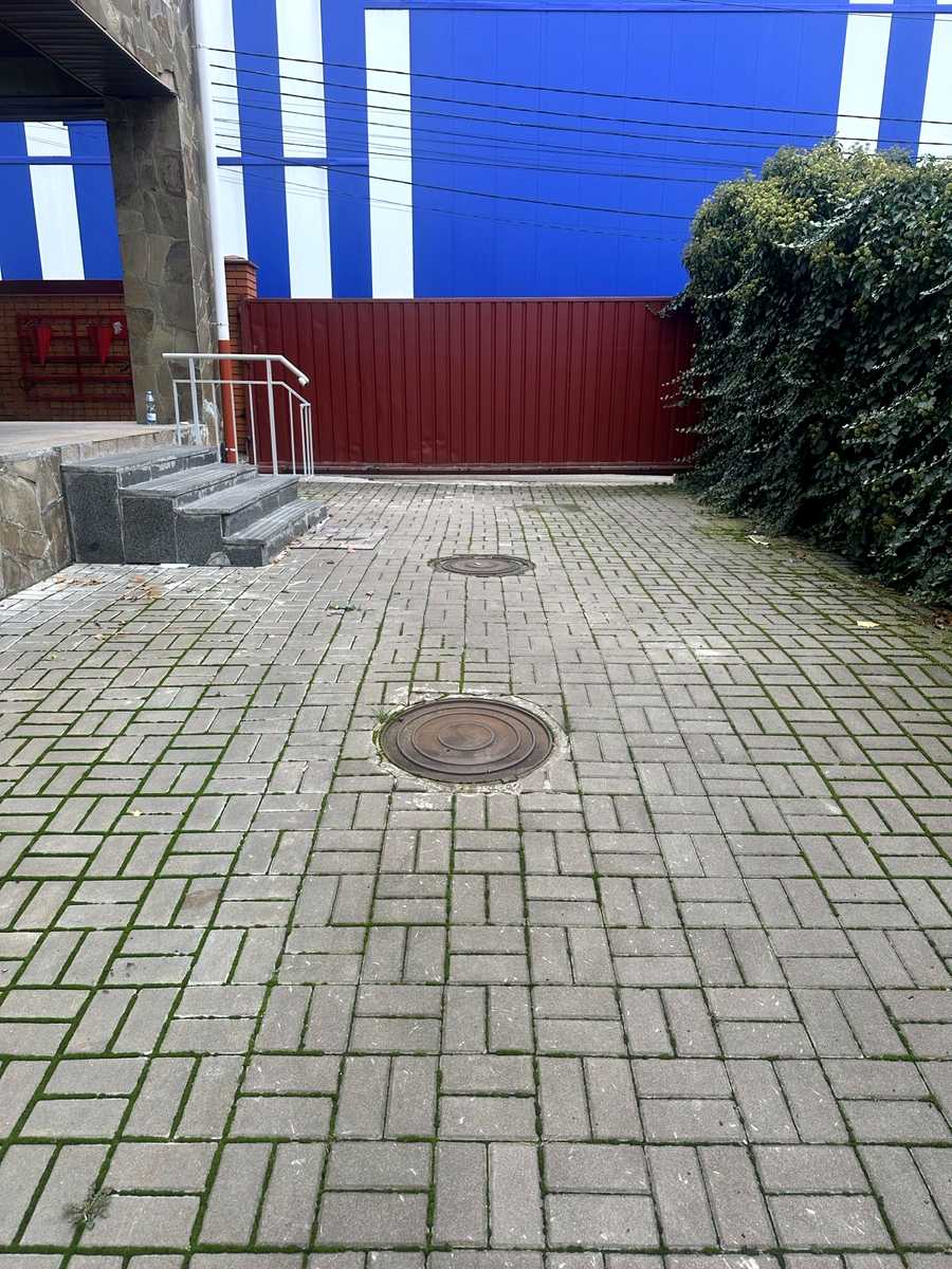 1880400537845948