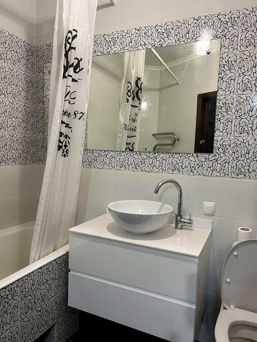 1880401264498968