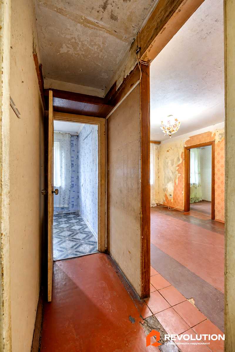 1880401330231673