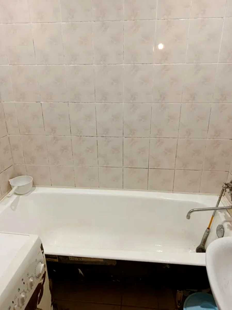 1880401671949596
