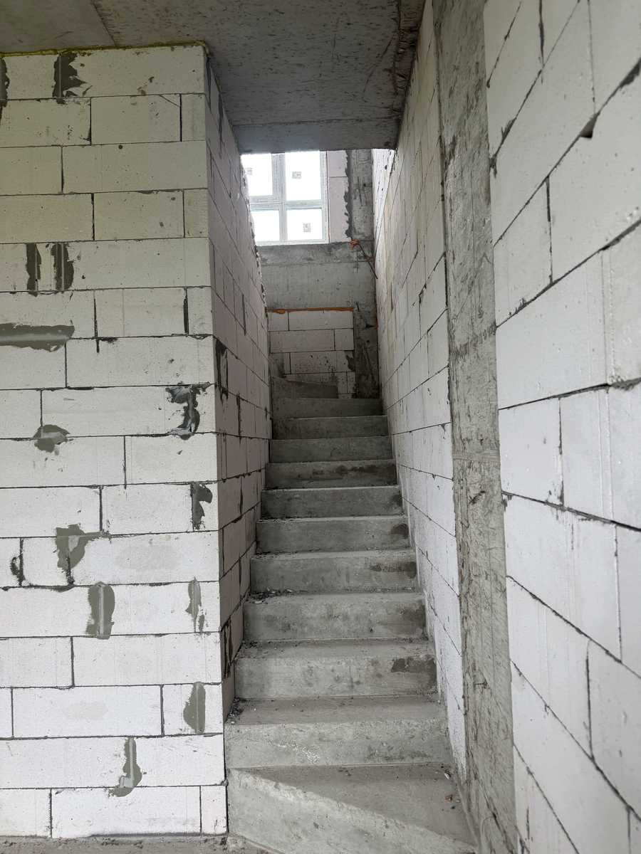 1880401960971404