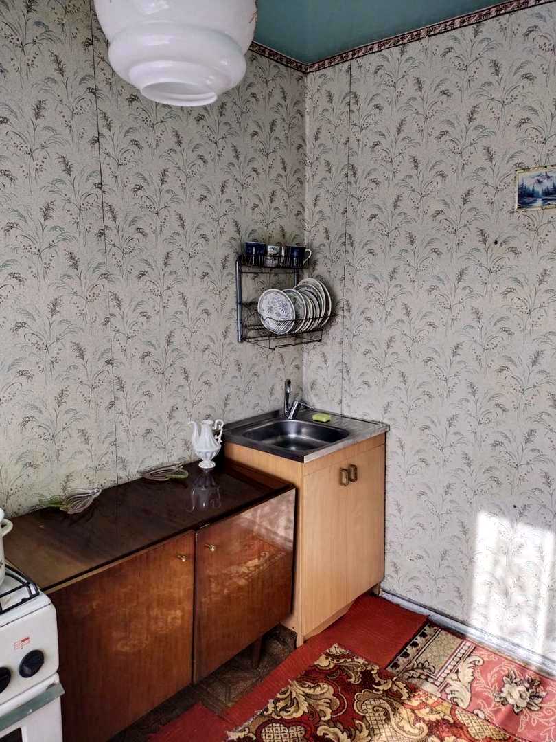 1880402295935862