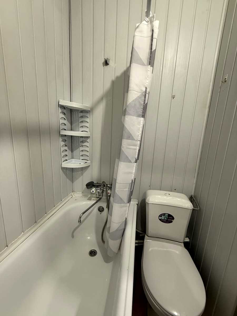 1880405659078604
