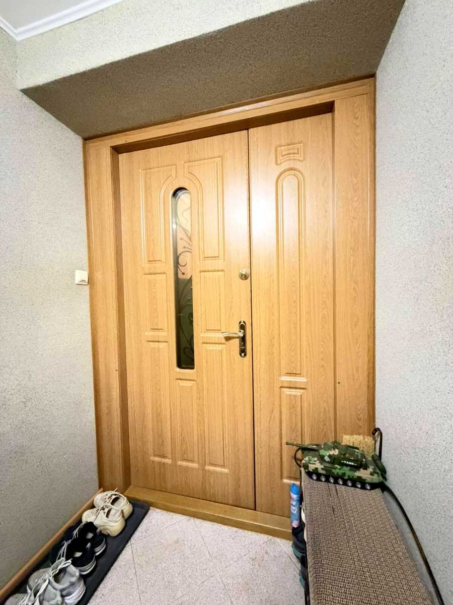 1880409055776361