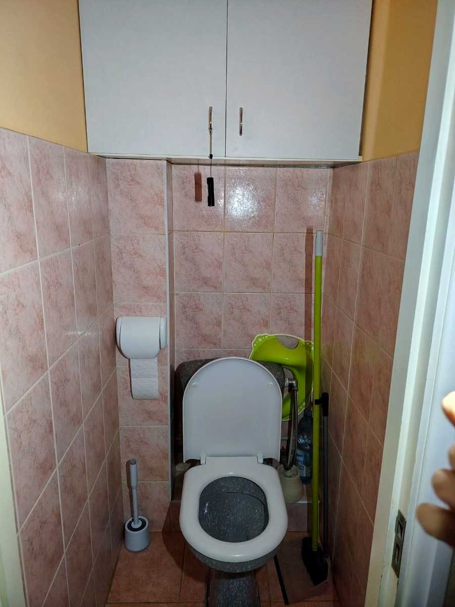 1880423869493425