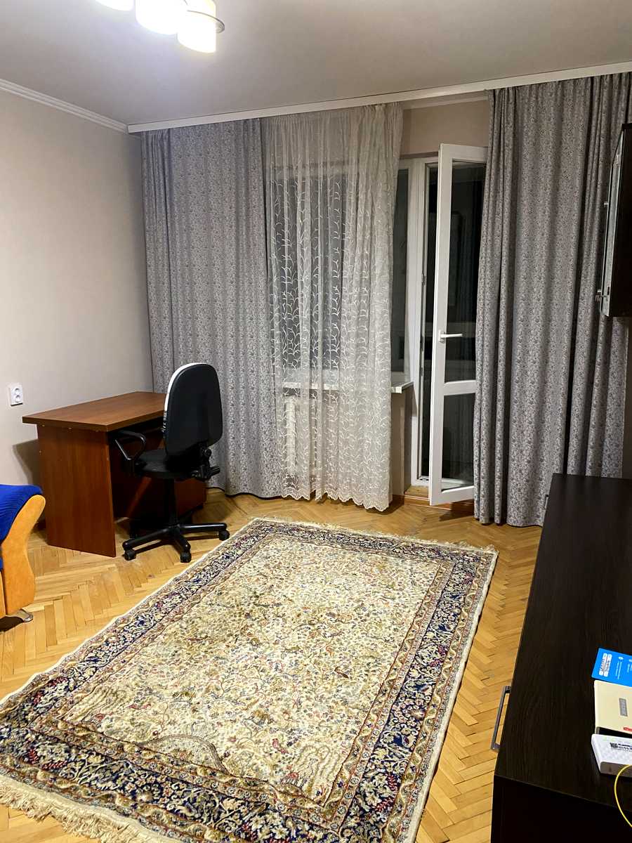 1880456442385234