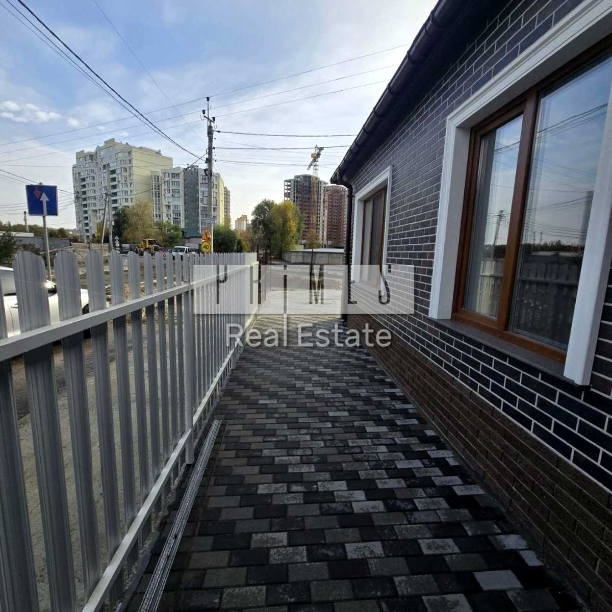 1880459710316688