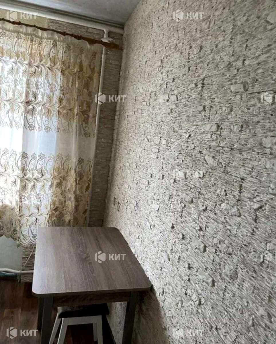 1880460925675389