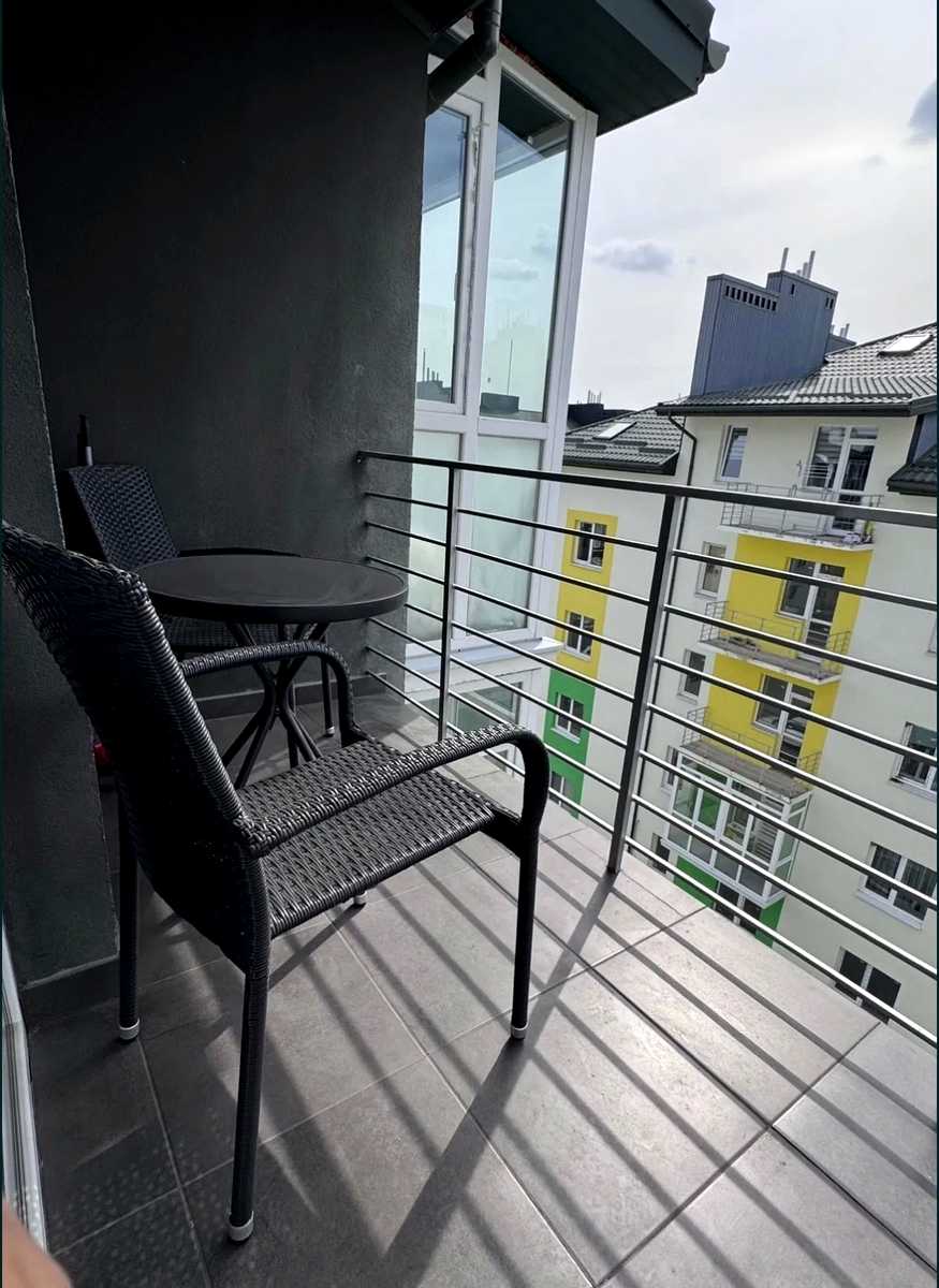 1880461907400487