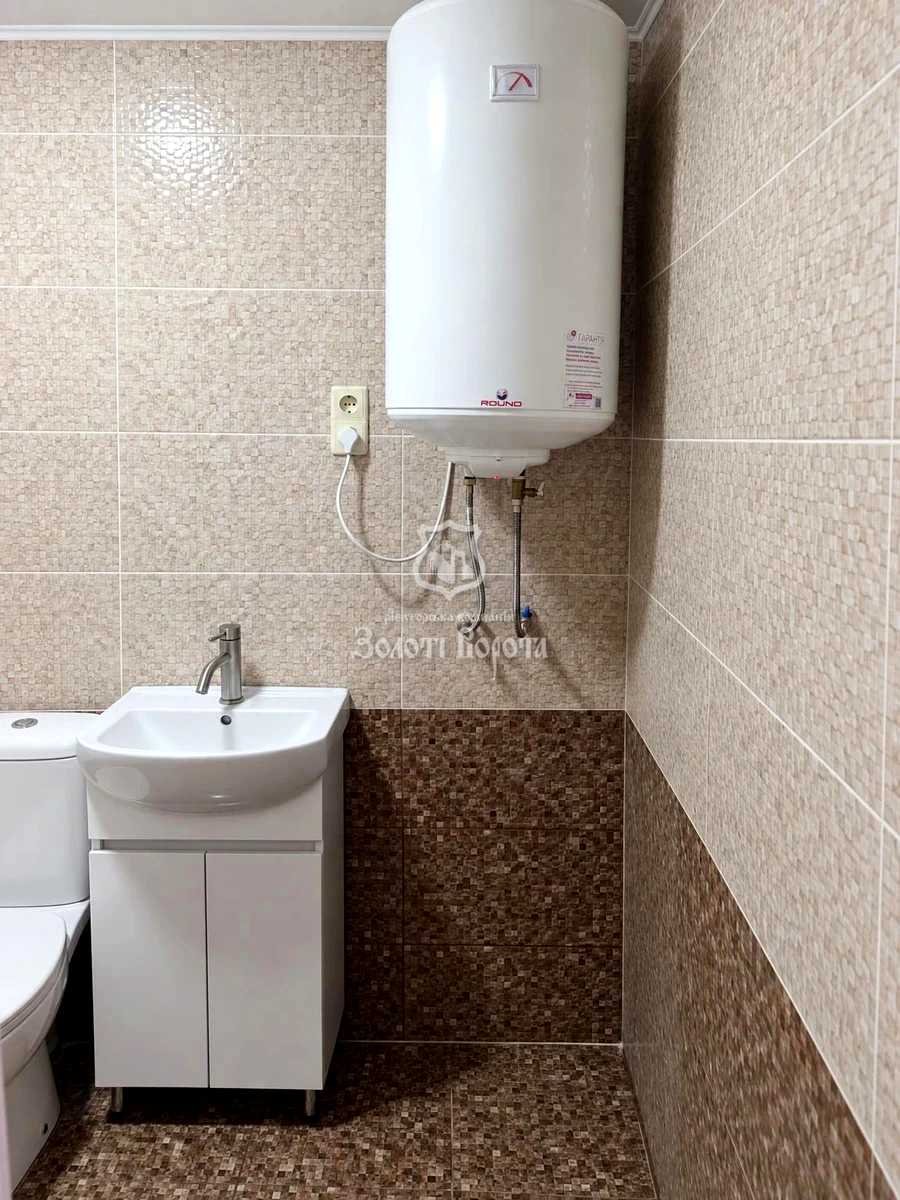 1880462834907808