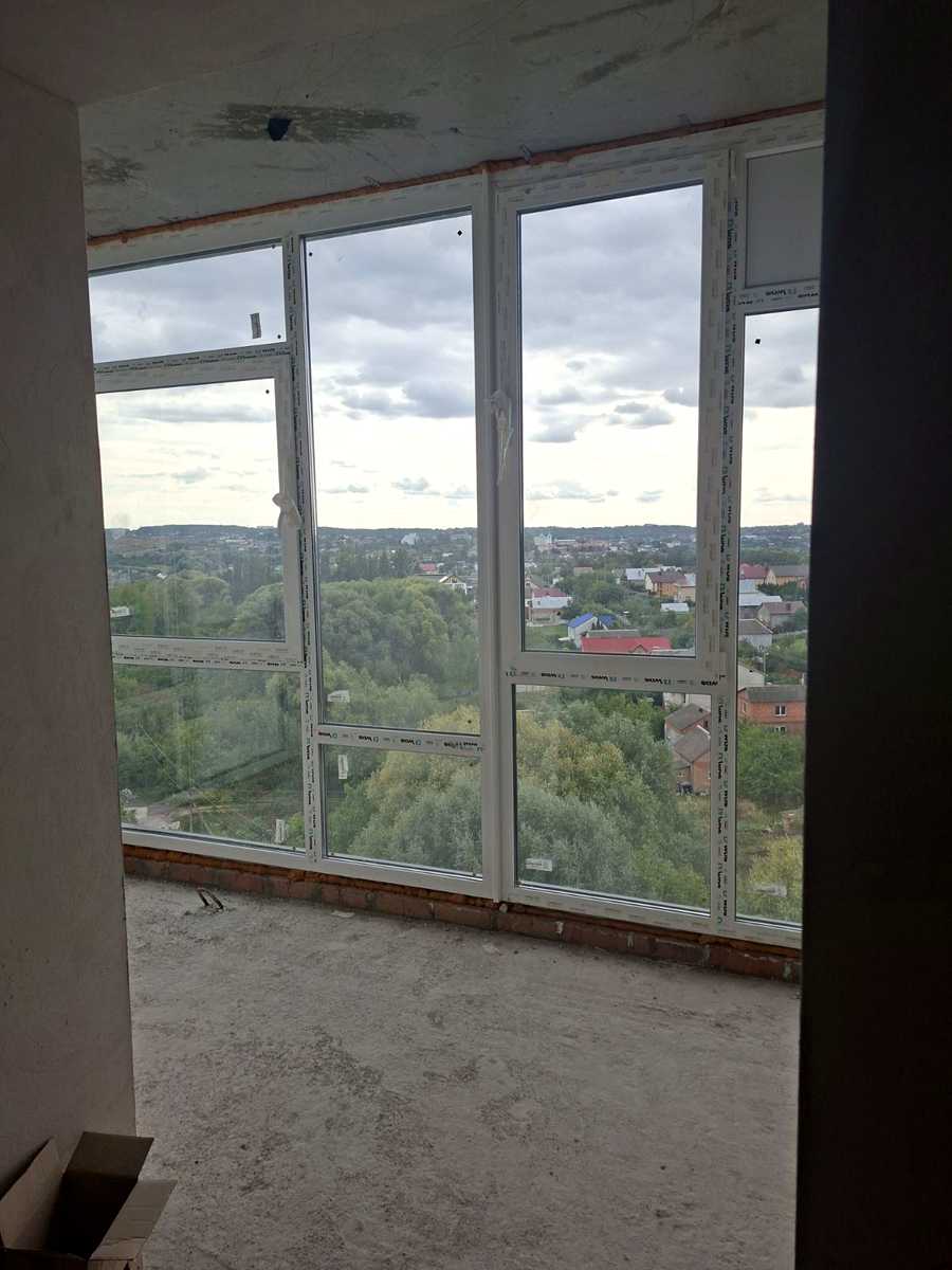 1880463776410582