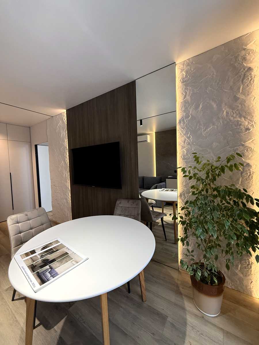 1880465339183818