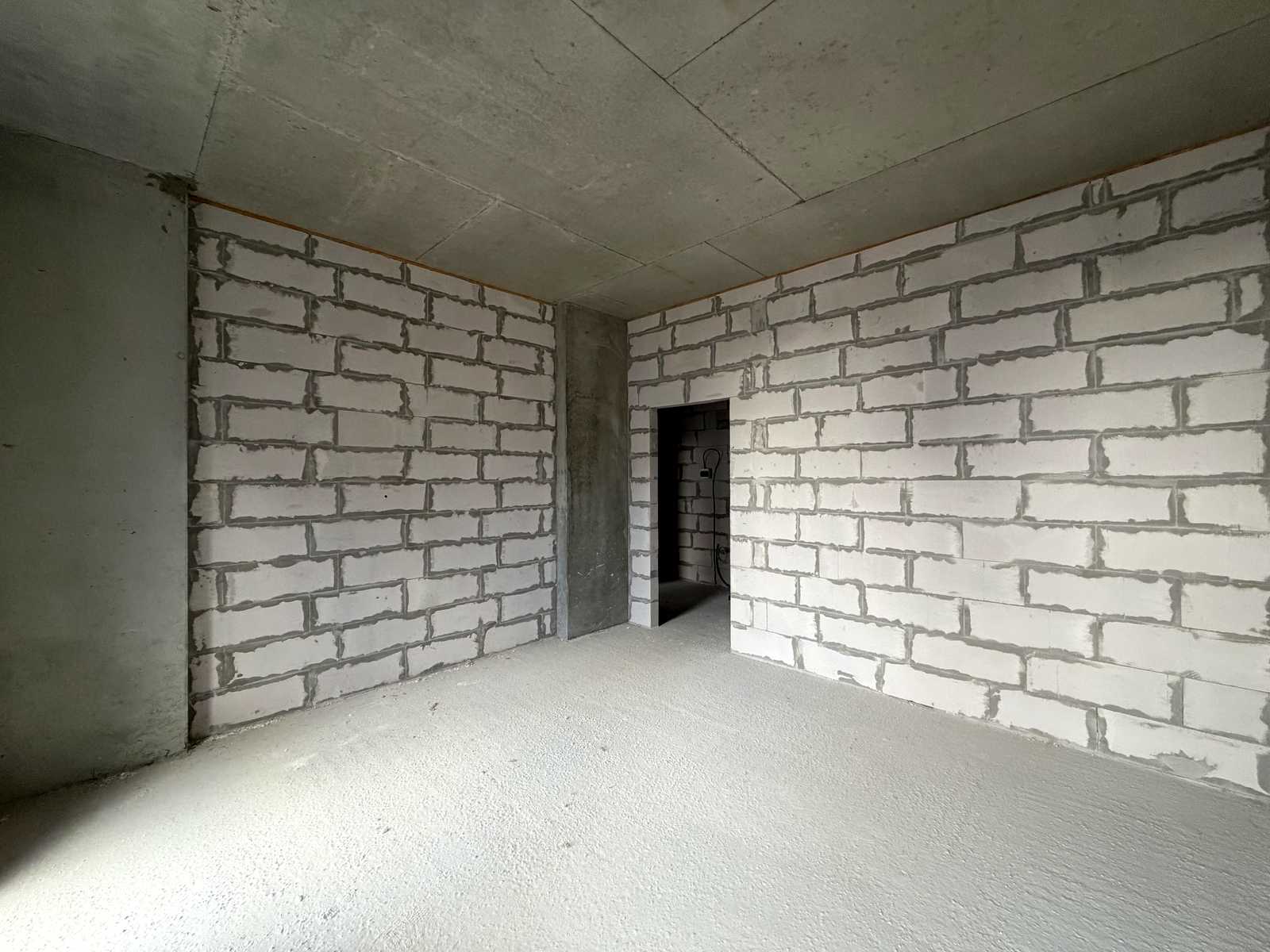 1880465643500818