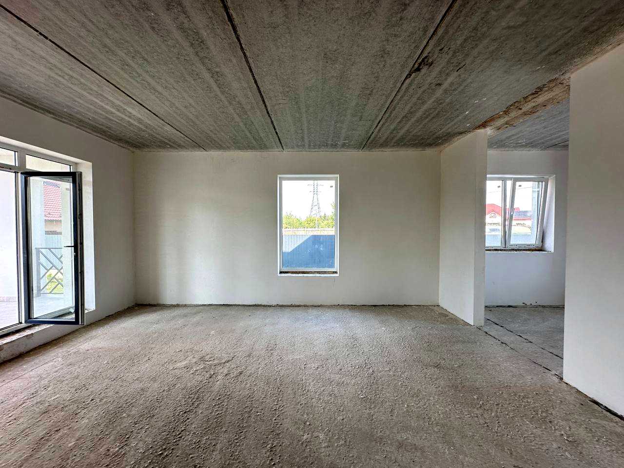 1880466671377557