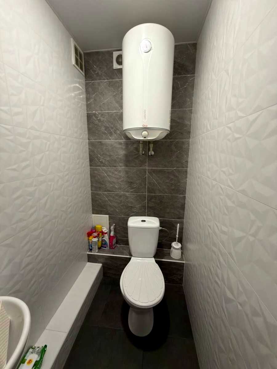 1880467247492518