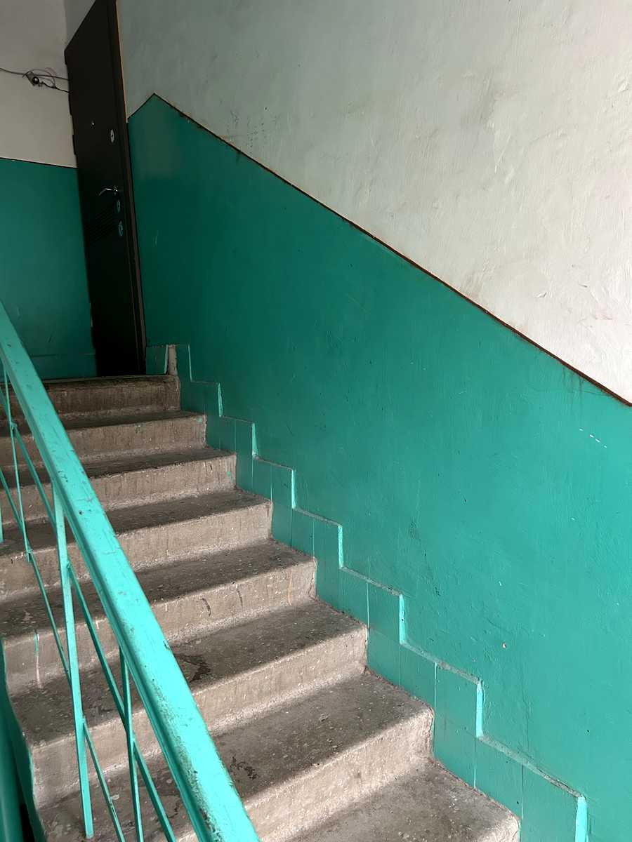 1880468111615571