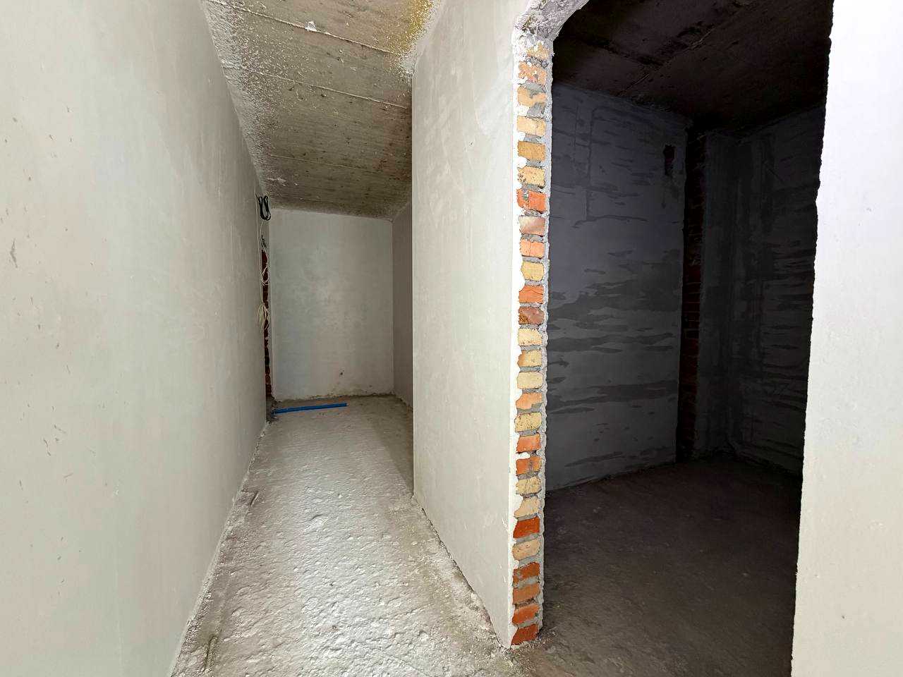 1880468291168930