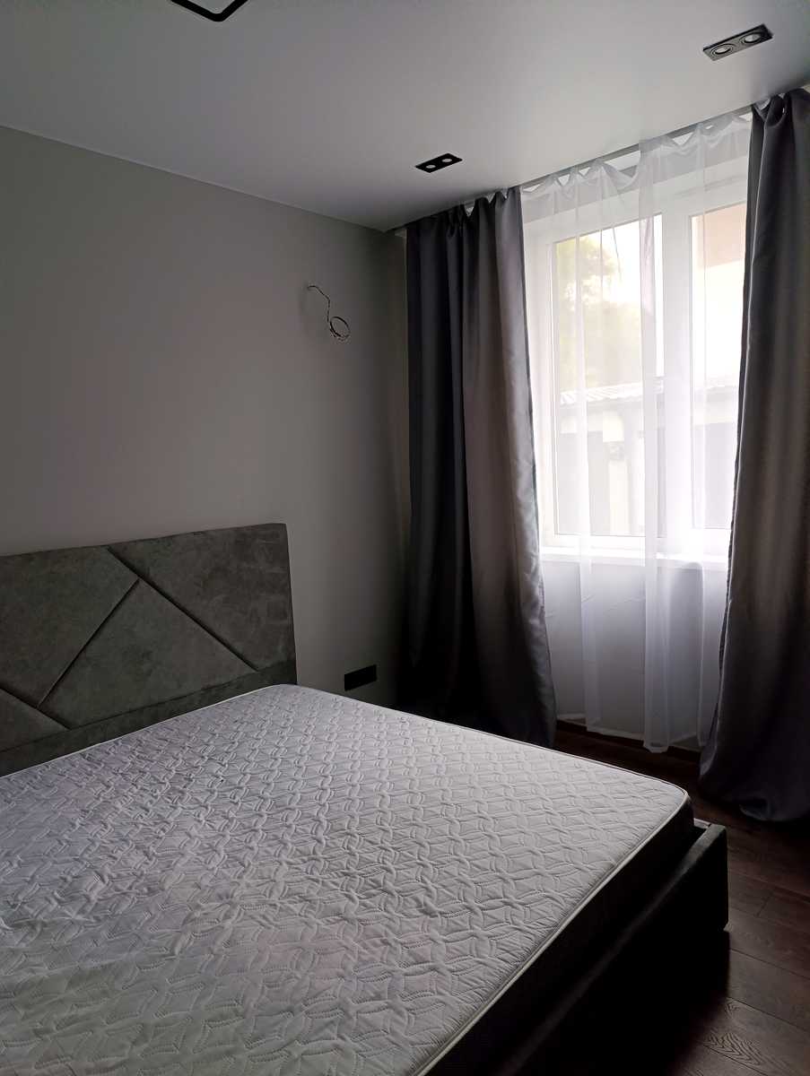 1880469122366676
