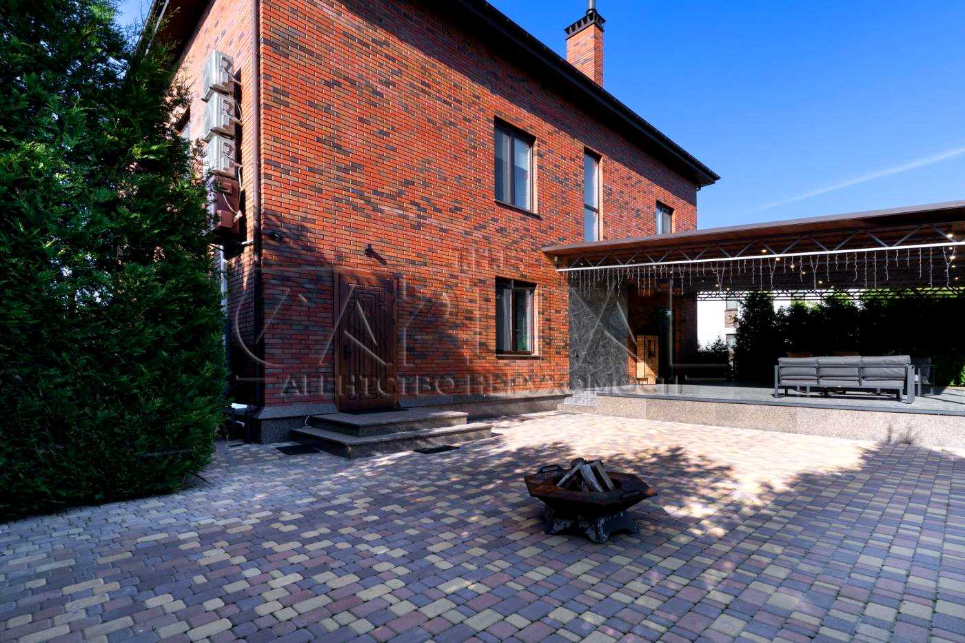 1880470785006740