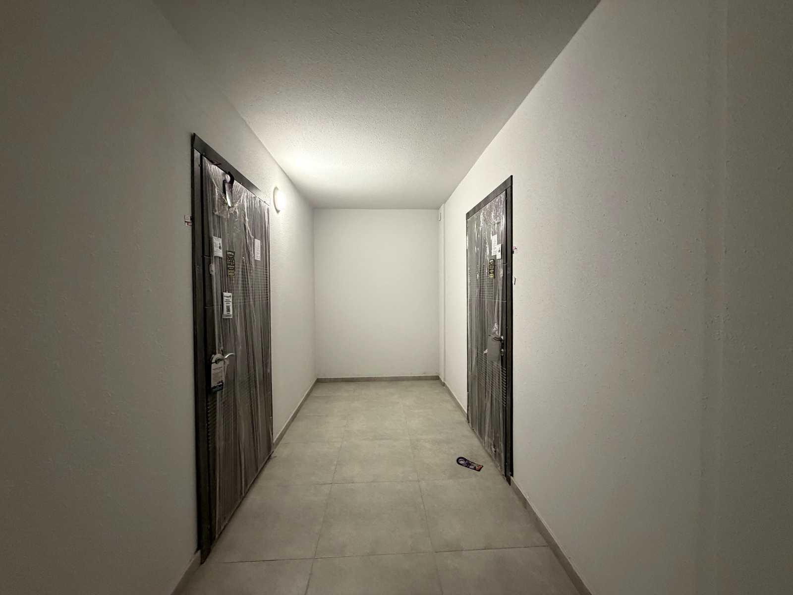 1880470843044667