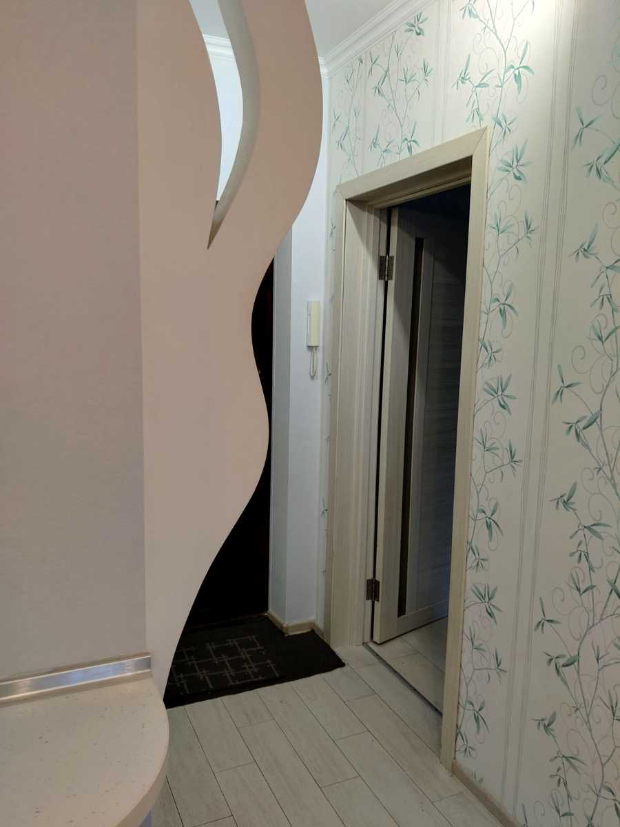 1880471346349264