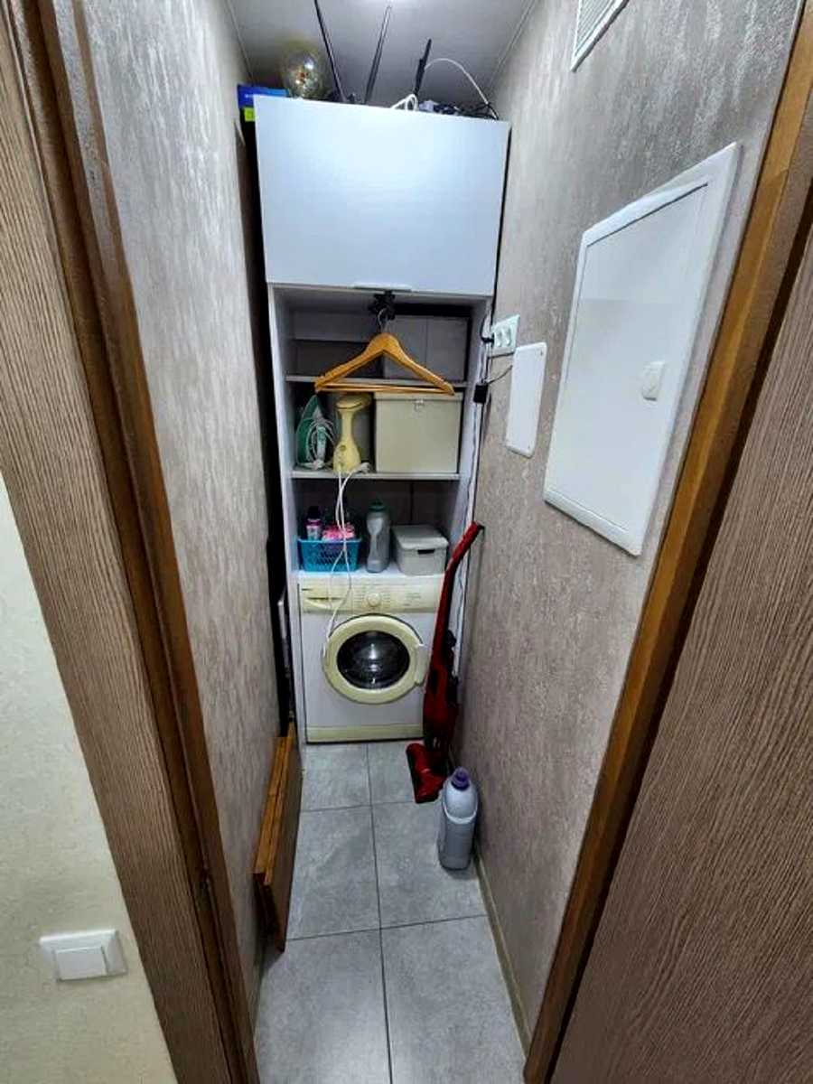 1880472018277056