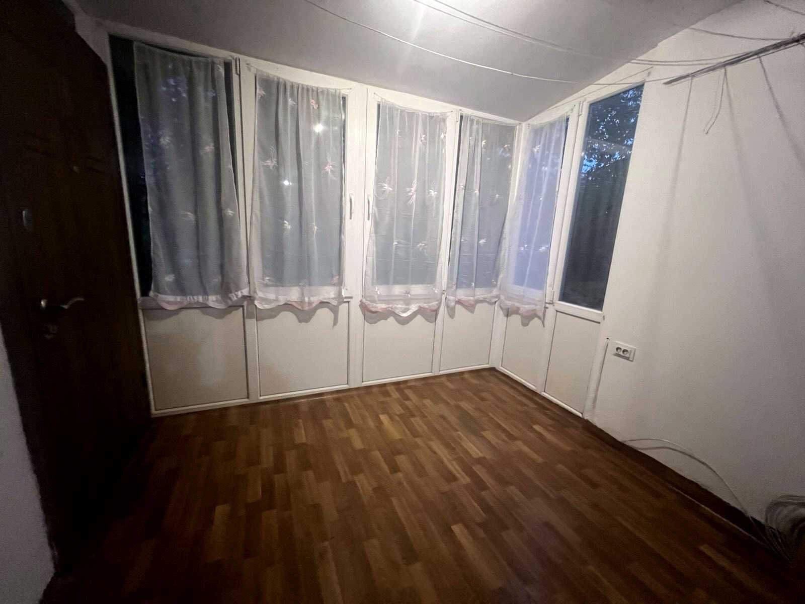 1880472558816634