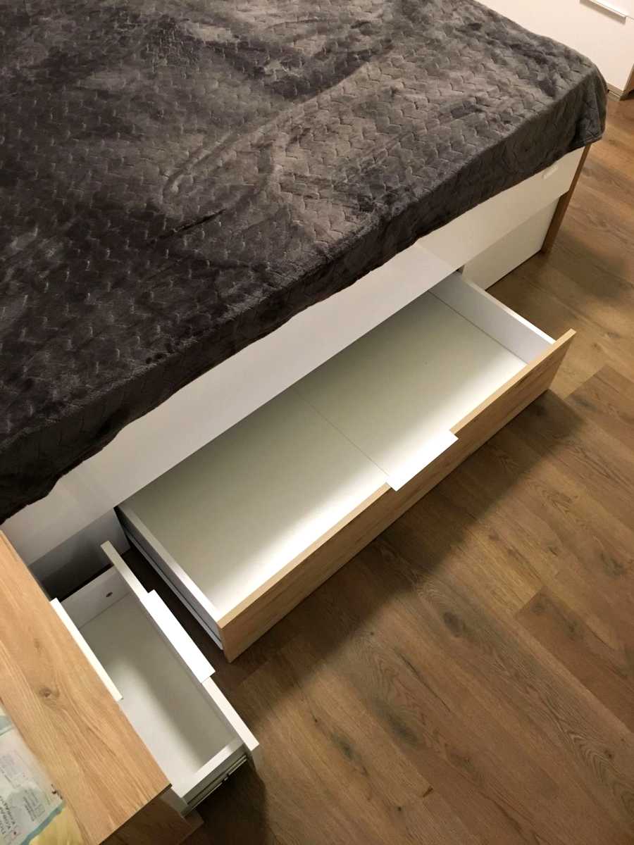 1880472605343667