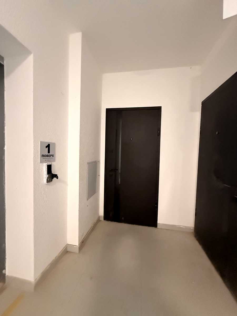 1880472730732102