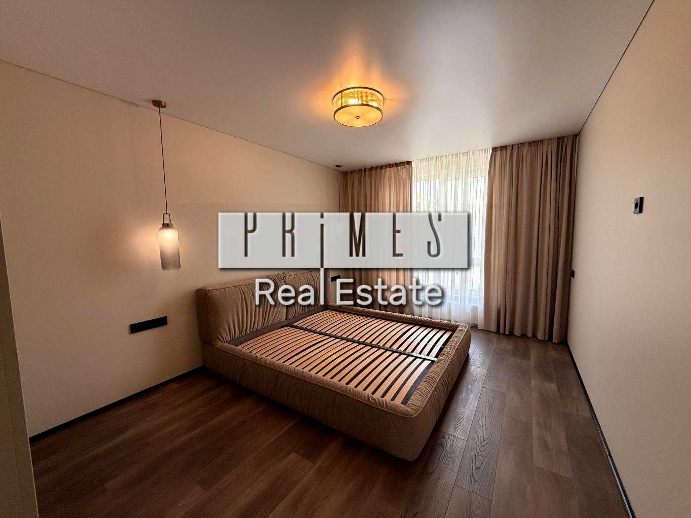 1880472960978659