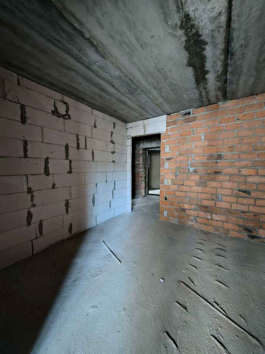 1880477430481075