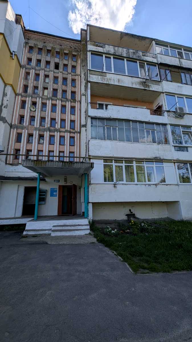 1880478439431946