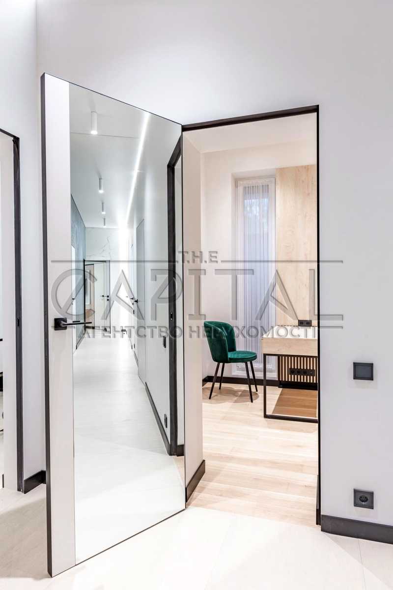 1880478934629333